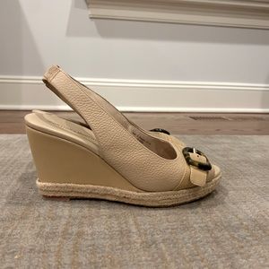 NWOT Johnston and Murphy Women’s Wedge Heels Size 7